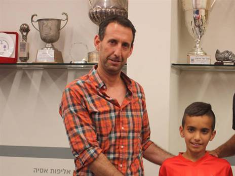 יעזור למועדון. בועז תושב (באדיבות הפועל תל אביב)