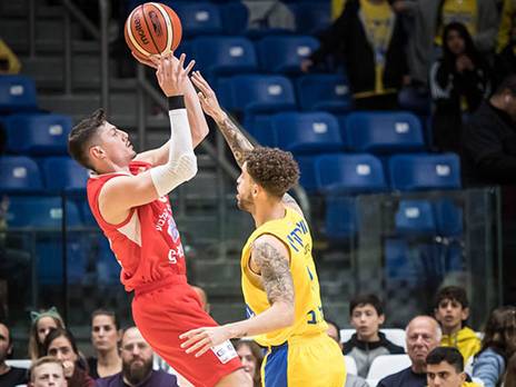 "צריך לתת להם יותר במה". זיו (והשחקן הישראלי בכלל) (צילום: עודד קרני)