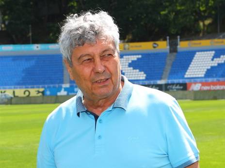 לוצ'סקו לאחר המינוי (דינמו קייב, רשמי)