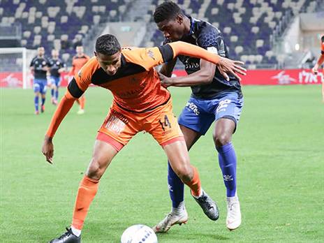 דוס סנטוס. נשאר כתום (דני מרון)