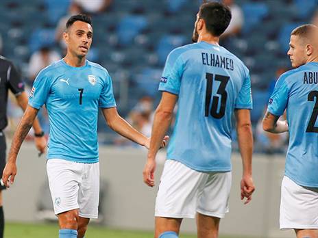 "אומרים שאנחנו חלשים ואז מתאכזבים" (אלן שיבר)