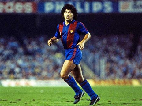 מראדונה במדי ברצלונה. הפעם האחרונה בה לבש את המדים של הקבוצה היתה הפעם האחרונה בה בילבאו גברה עליה בגמר (Getty)