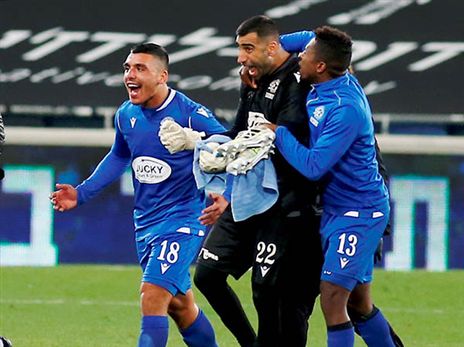 חגיגה כחולה בסמי עופר (אלן שיבר)