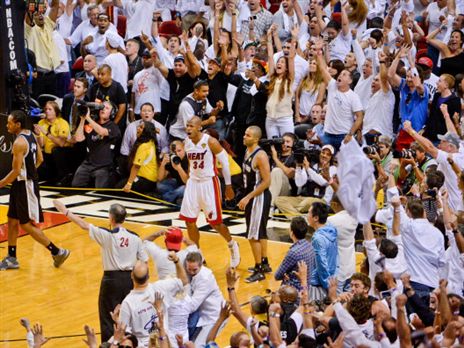 השלשה של אלן - "חיים חדשים" (Getty)