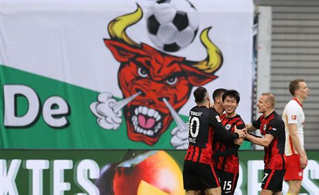 מעידה לא מתוכננת של לייפציג. נאלגסמן במרחק ארבע נקודות מבאיירן (GETTY)