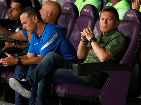 בכר. היה בהלם (אלן שיבר)