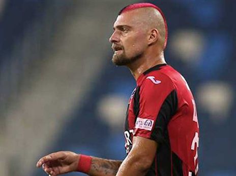 יפרוש במדיה? (אלן שיבר)