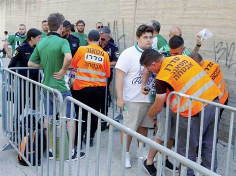הגישה לאיצטדיון. בעיר יקוו לספק חוויה משודרגת (אלן שיבר)