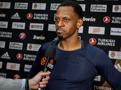 נאנלי. מבוקשו של יאניס (Getty Images)