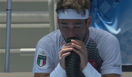 גם פוניני סבל מהחום