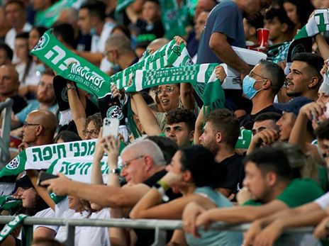 "לא נשתוק". הקהל הירוק עצבני (אלן שיבר)