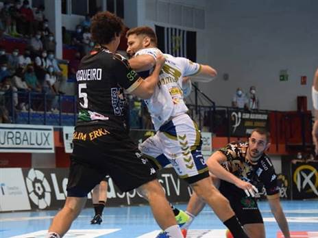 3 שערים לפומרנץ (פואנטה חניל)