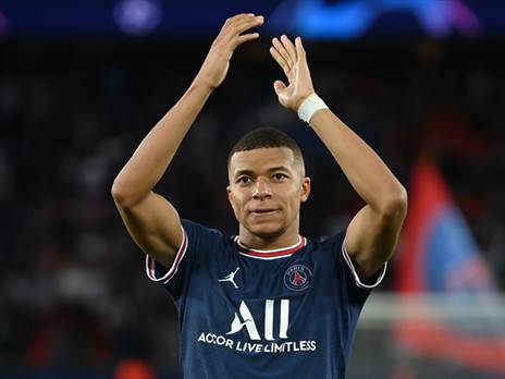 אמבפה. מה יקרה בקיץ? (Getty)