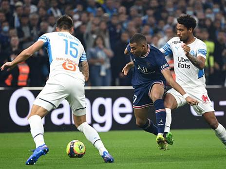 גם אמבפה לא הסתדר עם הגנת מארסיי (getty)