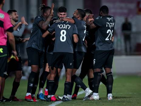 מעודדים מהניצחון (מאור אלקסלסי)