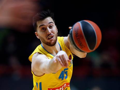 בלאט. "אי אפשר להוציא את האבא מהמאמן" (Gwetty Images)