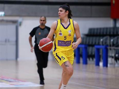 תצליח גם מעבר לים? רבר (קרדיט: מנהלת ליגת העל לנשים בכדורסל)