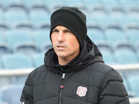 זיו אריה. יתן דקות לצעיר נוסף? (ברני ארדוב)