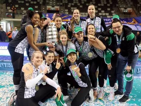 סגרה עניין. מכבי חיפה בגמר (קרדיט: איגוד הכדורעף)