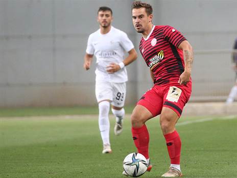 יילחמו יותר בעקבות המאמץ? פלקושצ'נקו ושחקני חדרה (צילום: אודי ציטיאט)