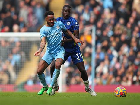 מתכלת לכחול. סטרלינג (Photo by Robbie Jay Barratt - AMA/Getty Images)
