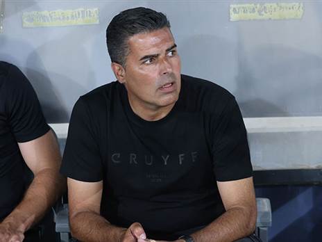 רוצה לחזק את הקבוצה. סילבס (דני מרון)