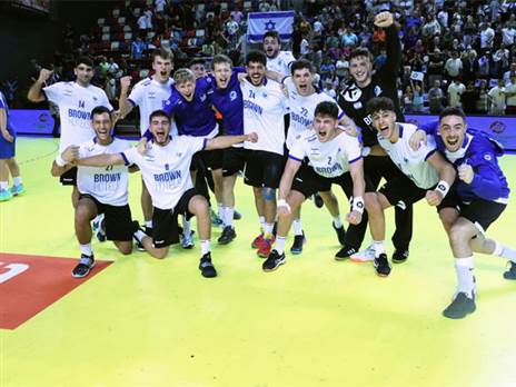 (הדר ואן קולא, איגוד הכדוריד)