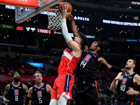 אבדיה. נקודת אור (Photo by John McCoy/Icon Sportswire via Getty Images)