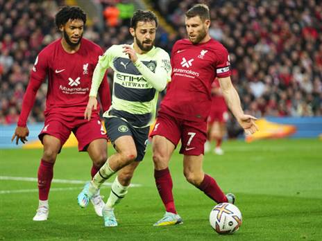 גומז ומילנר. משחק נהדר (Matt McNulty - Manchester City/Manchester City FC via Getty Images)