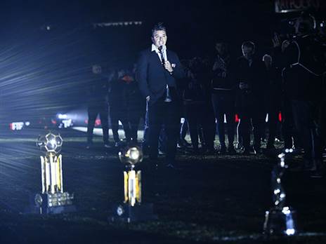 המאמן האגדי עוזב אחרי 14 תארים (Marcelo Endelli/Getty Images)