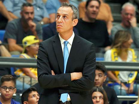 קטש. מרוצה מהניצחון (אלן שיבר)