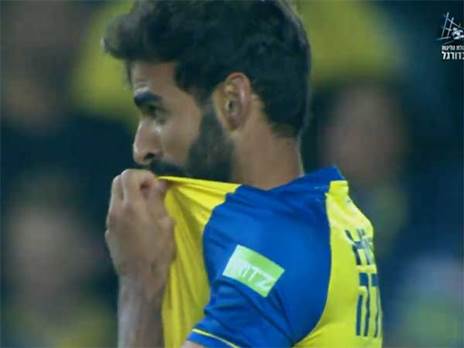 הספק נשיקה שעשתה בלאגן