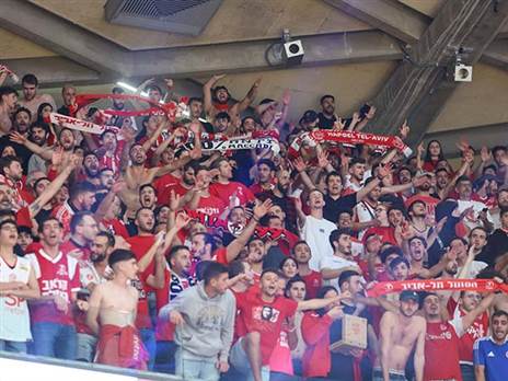 אוהדי הפועל ת"א. בעיית צפיפות (אלן שיבר)