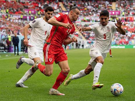 מילאד מוחמדי עצר את בייל. יבלום את האמריקאים? (Visionhaus/Getty Images)