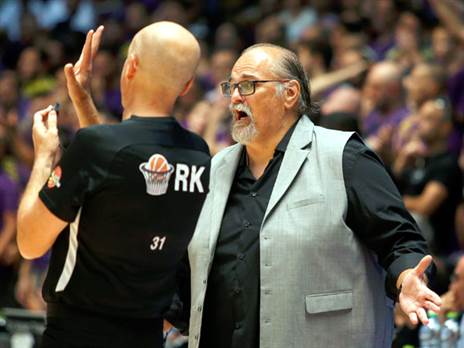 "אין לי מושג איך ניצחנו" (אלן שיבר)