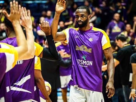 לאן הוא יגיע עם חולון? ג'ונס (פיב"א)