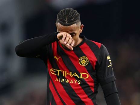 אקאנג'י. סיטי מעכלת (Getty)