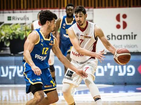 מושקוביץ. בכושר נהדר (עודד קרני)