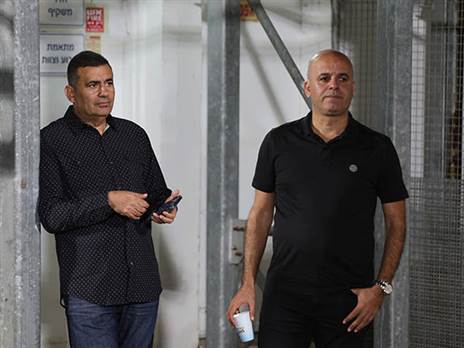 האחים ניסנוב. סופה של תקופה בהפועל תל אביב (לירון מולדובן)