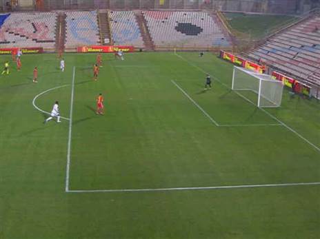 מתחיל את הריצה שלו כשאבו דוסו על הקו