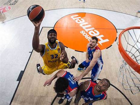 ג'וש ניבו חזר לעניינים (getty)