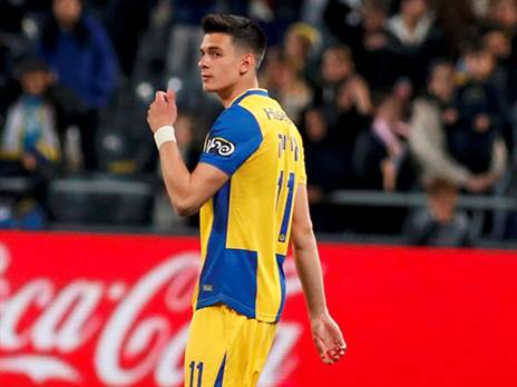 "מומחים טענו שיהיה פותח בנבחרת" (אלן שיבר)