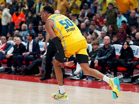 נשאר צהוב (אלן שיבר)