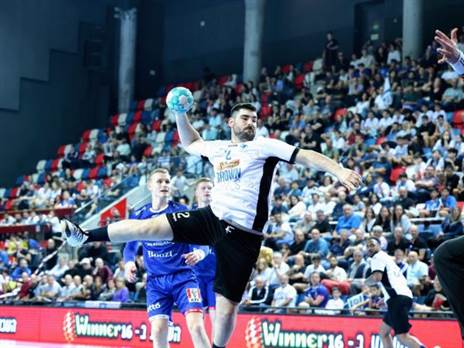 קורה (הדר ואן קולא, איגוד הכדוריד)