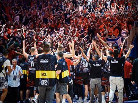 "העיניים על הגביע" (FIBA)