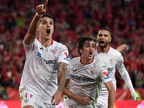 ישיגו את הכרטיס דרך האירופית? שחקני סביליה (GETTY)