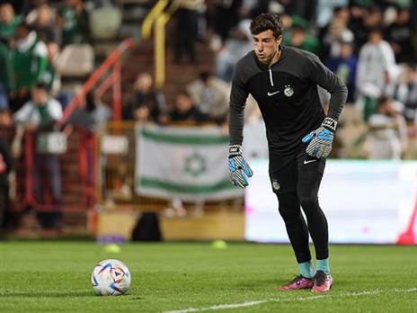 לא מחכים לו. ג'וש כהן (לירון מולדובן)