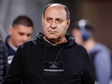 "רוצים להיות זהירים בבחירת הזרים". אבו יונס (מאור אלקסלסי)