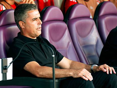 ינסה להוציא את חדרה לדרך חדשה (אלן שיבר)