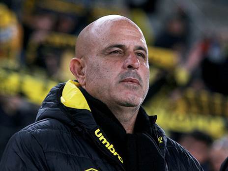 העסק מסתבך עבור אובקסיס (דני מרון)